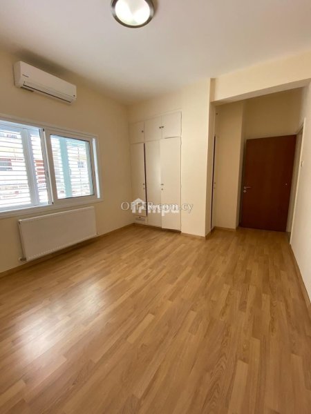 GROUND FLOOR APARTMENT WITH PARK VIEW IN ACROPOLIS FOR RENT - 8