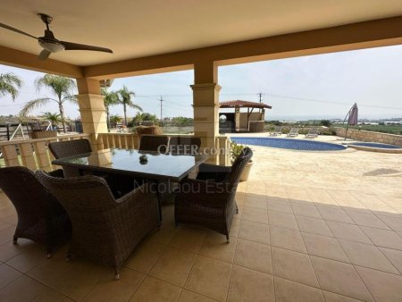 Excellent villa with unobstructed sea views in Maroni village of Larnaca - 6