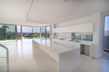 Sea View 4 Bedroom Luxury Villa  In Pegeia, Pafos - 4