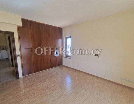 For Sale, Six-Bedroom plus Office Room Detached House in Tseri - 4