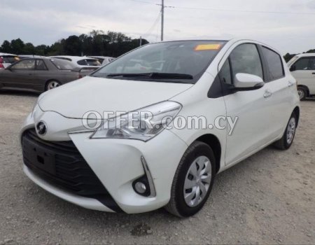 2019 Toyota Vitz 1.0L Petrol Automatic Hatchback - 6