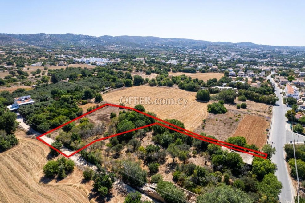 Residential field in Tremithousa Paphos - 1