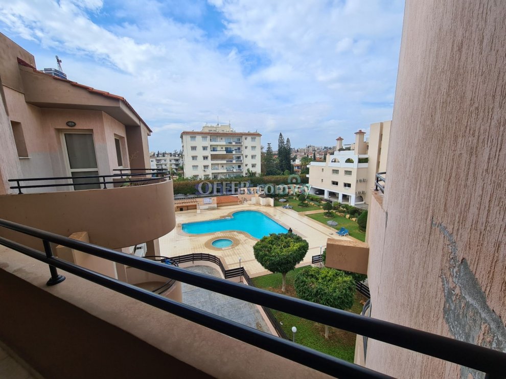 2 Bedroom Top Floor Apartment For Rent Limassol Tourist Area - 5