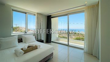 Seaview 3 Bedroom Villa  In Agia Napa, Famagusta - 8