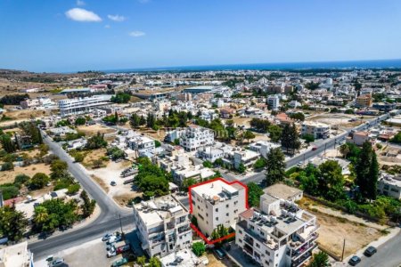 Three storey Mixed Building in Agios Theodoros Pafos - 4