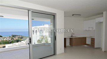 Seaview 3 Bedroom Luxury Villa  In Chloraka, Pafos - 6