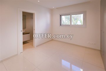 Ground Floor 2 Bedroom Apartment  In Germasogeia Area, Limassol - 4