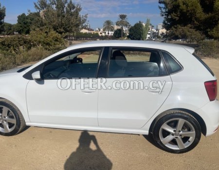 2015 Volkswagen Polo 1.2L Petrol Automatic - 4