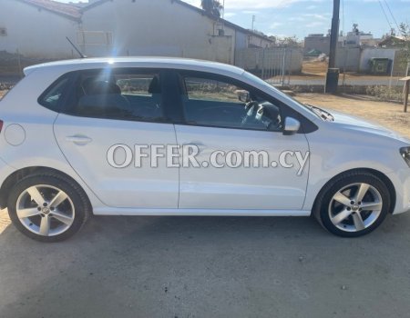 2015 Volkswagen Polo 1.2L Petrol Automatic - 5