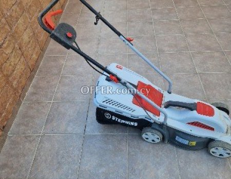 LAWNMOWER STERWIN