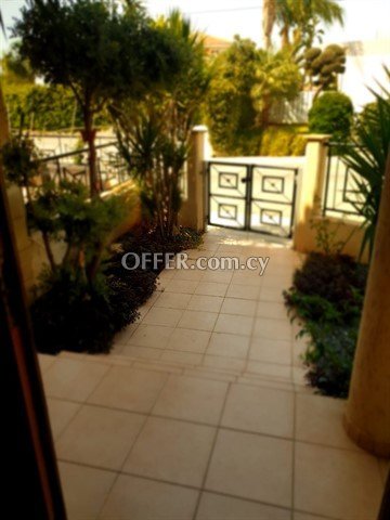3 Bedroom House  In Krasa Area, Larnaka - 2