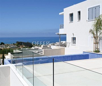Seaview 4 Bedroom Luxury Villa  In Chloraka, Pafos - 2