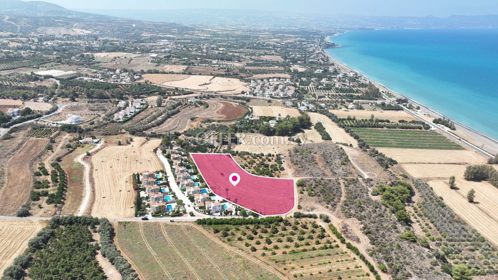 Touristic field in Argaka Paphos - 4