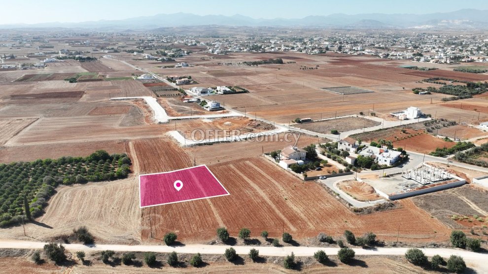 Residential field in Kokkinotrimithia Nicosia - 6