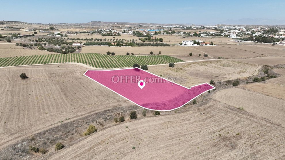 Residential field in Episkopeio Nicosia - 6