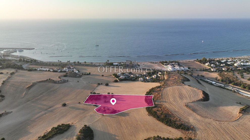 Touristic Field Poli Chrysochous Paphos - 2