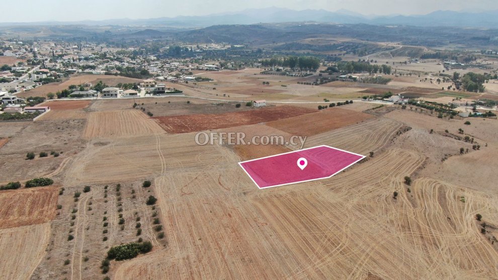 Residential field in Palaiometocho Nicosia - 3