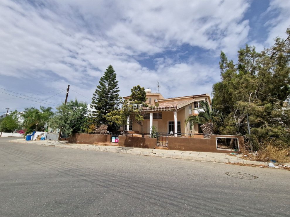 House in Archangelos Anthoupoli parish in Lakatameia Nicosia - 2