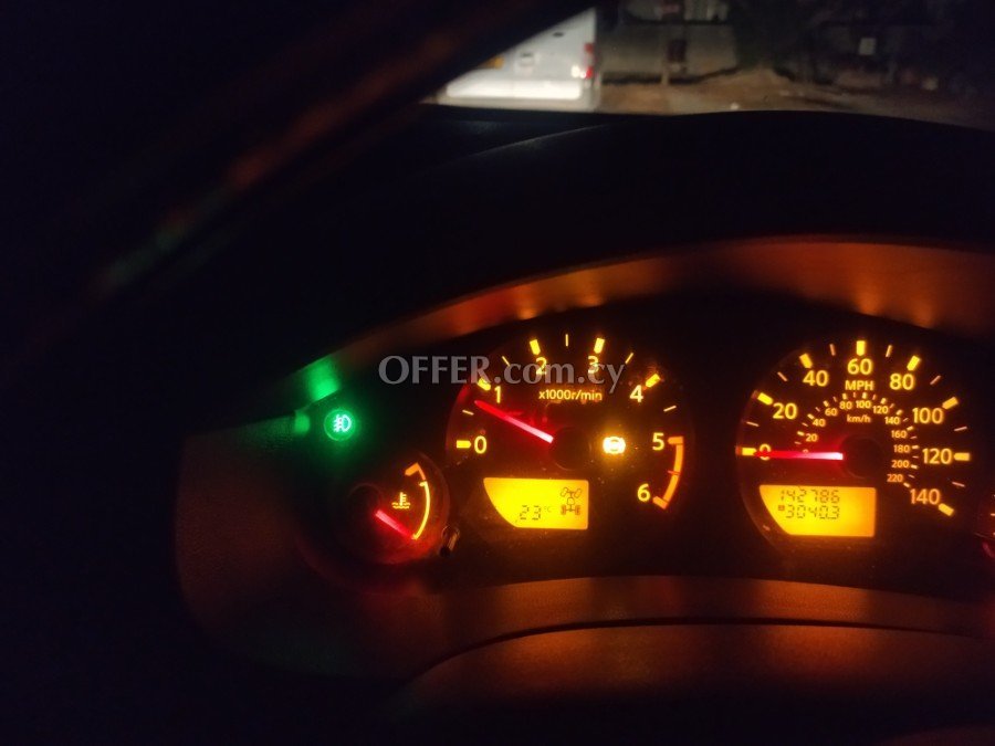 2005 Nissan Navara 2.5L Diesel Manual Truck - 3