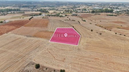 Residential field in Palaiometocho Nicosia - 1