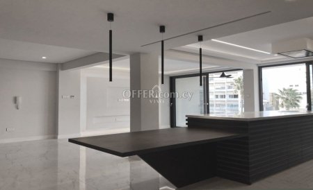 LUXURY APARTMENT IN THE CENTER OF LIMASSOL - 1