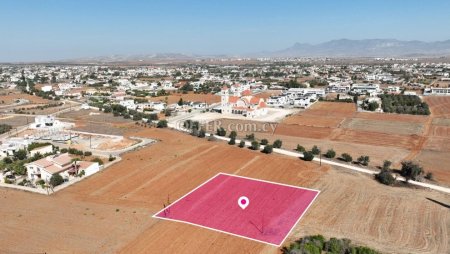 Residential field in Kokkinotrimithia Nicosia