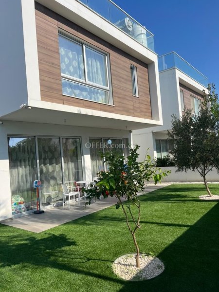 3 Bed House for Rent in Dekelia, Larnaca - 11