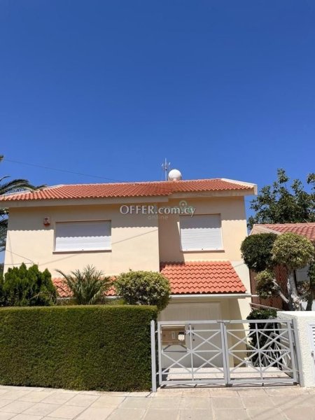 4 Bedroom Detached Villa For Rent Limassol - 11
