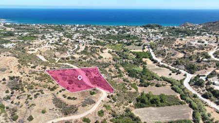 Field in Kato Pyrgos Nicosia - 4