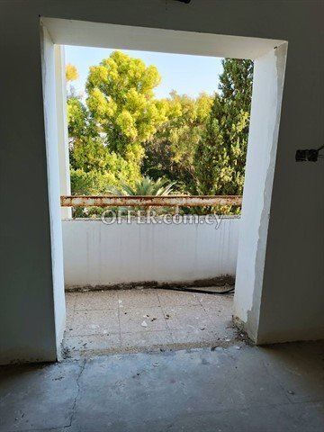 Unfinished 2 Bedroom Apartment  In Agioi Omologites, Nicosia - 6