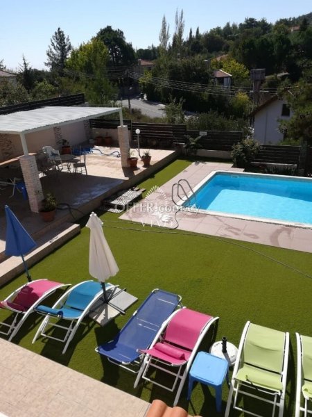 5 BEDROOM VILLA WITH BREATHTAKING VIEWS IN PERA PEDI - 10