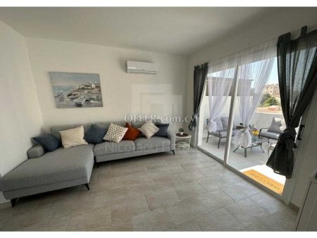 Two bedroom semi detached resale house in Peyia area of Paphos - 9