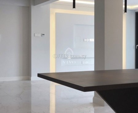LUXURY APARTMENT IN THE CENTER OF LIMASSOL - 10