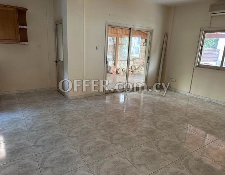 For Sale, Four-Bedroom plus Attic Room Detached House in Strovolos - 7