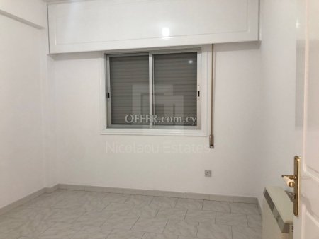 Three bedroom apartment in Strovolos walking distance to Alpha Mega Supermarket and Areteion Hospital - 2