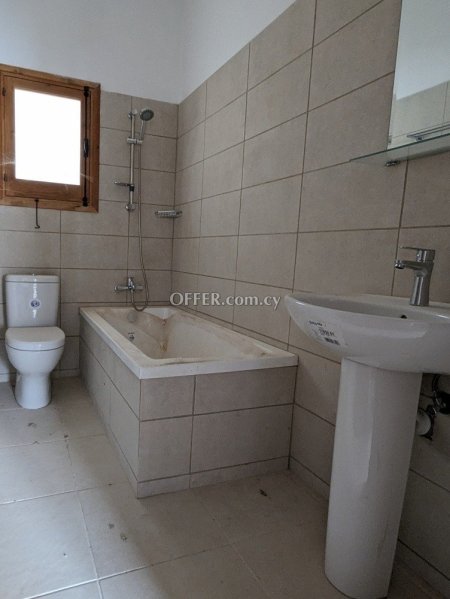 4-bedroom Detached Villa 155 sqm in Anogyra - 2