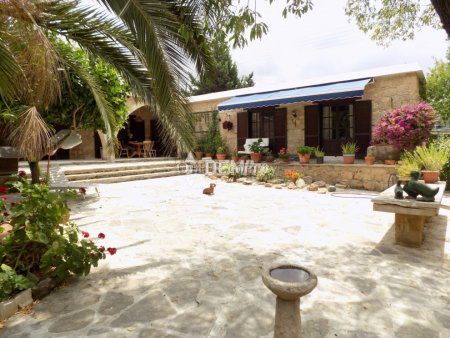 Villa For Sale in Mesogi, Paphos - DP3871