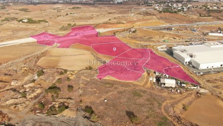 Eight adjacent industrial agricultural fields in Tseri Nicosia. - 3