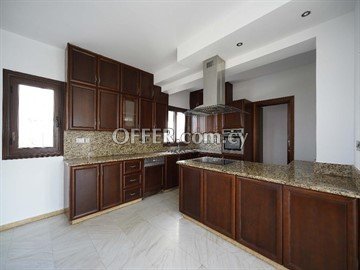 Large 3 Bedroom Apartment  In Latsia Area, Nicosia - 5