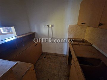 Two Storey 5 Bedroom Mixed Use Building  In Agios Dometios Area, Nicos - 3