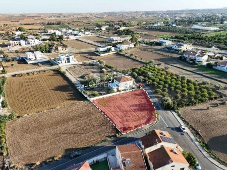 Residential Field for Sale in Agioi Trimithias Nicosia - 1