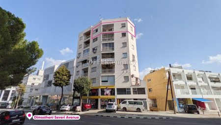 Top Floor three bedroom apartment in Agioi Omologites Nicosia city center
