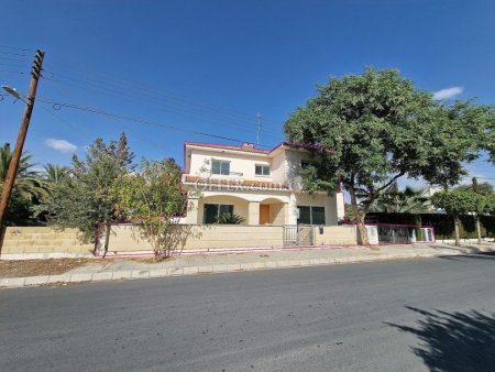 Four Bedroom House in Panagia Nicosia - 10
