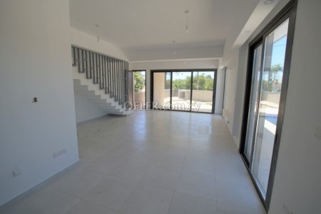 House (Detached) in Trachoni, Limassol for Sale - 8