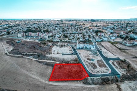 Field for Sale in Aradippou, Larnaca - 10
