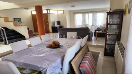 New For Sale €355,000 Maisonette 4 bedrooms, Semi-detached Strovolos Nicosia - 10