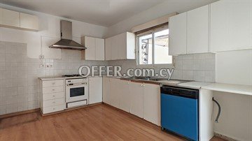 3 Bedroom Apartment  In Agios Antonios Area, Nicosia - 4