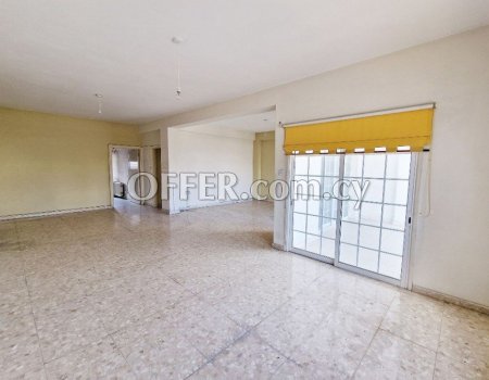 For Sale, Three-Bedroom Apartment in Strovolos