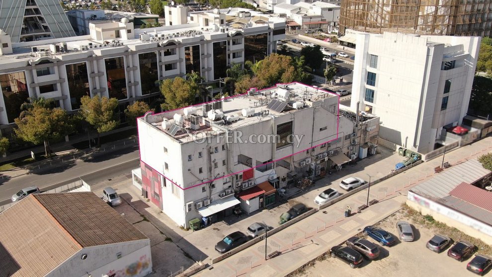 Commercial unit in Engomi Nicosia - 4