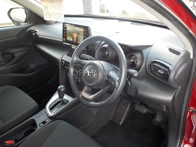 2020 Toyota Yaris Cross Hybrid 1.5L Hybrid Automatic SUV - 4